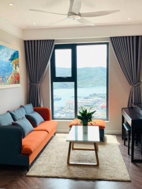 Altara - High floor with Piano and Sea view